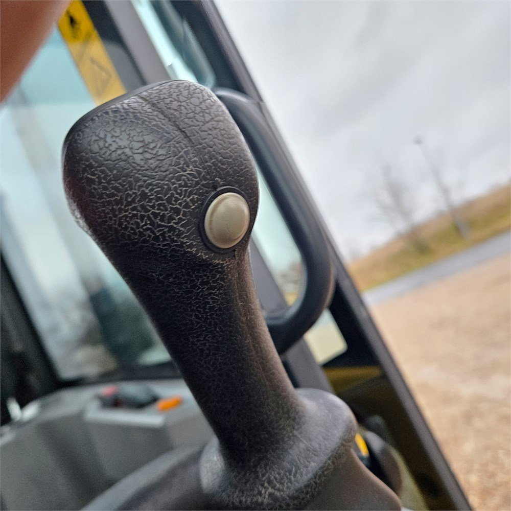 e5053d41-efb0-41c2-82af-82dd012469cc_largesize komatsu pc20r 5 2t 1 169 h 2022