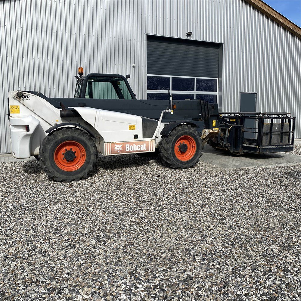 e6410ab1-914f-4ba8-a1c9-8e03a82b9538_largesize bobcat t40170 17,4 m 1 687 h 2006