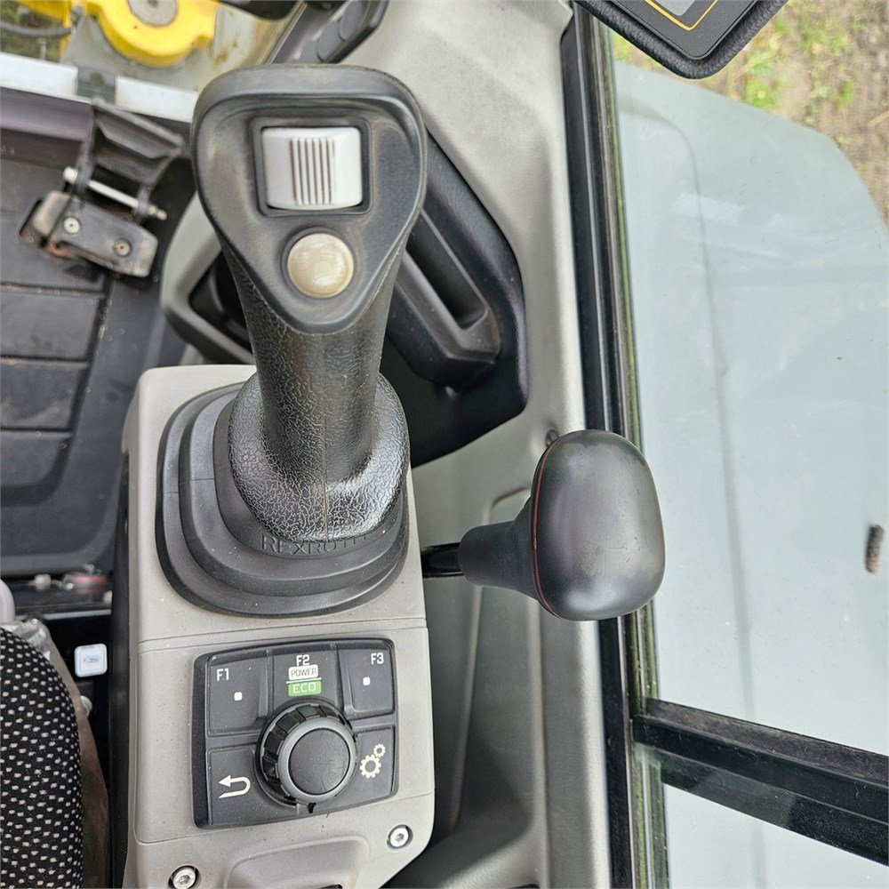 e7450866-9522-4be0-a44b-8371554e56bc_largesize wacker neuson et35 3t5 2 746 h 2019