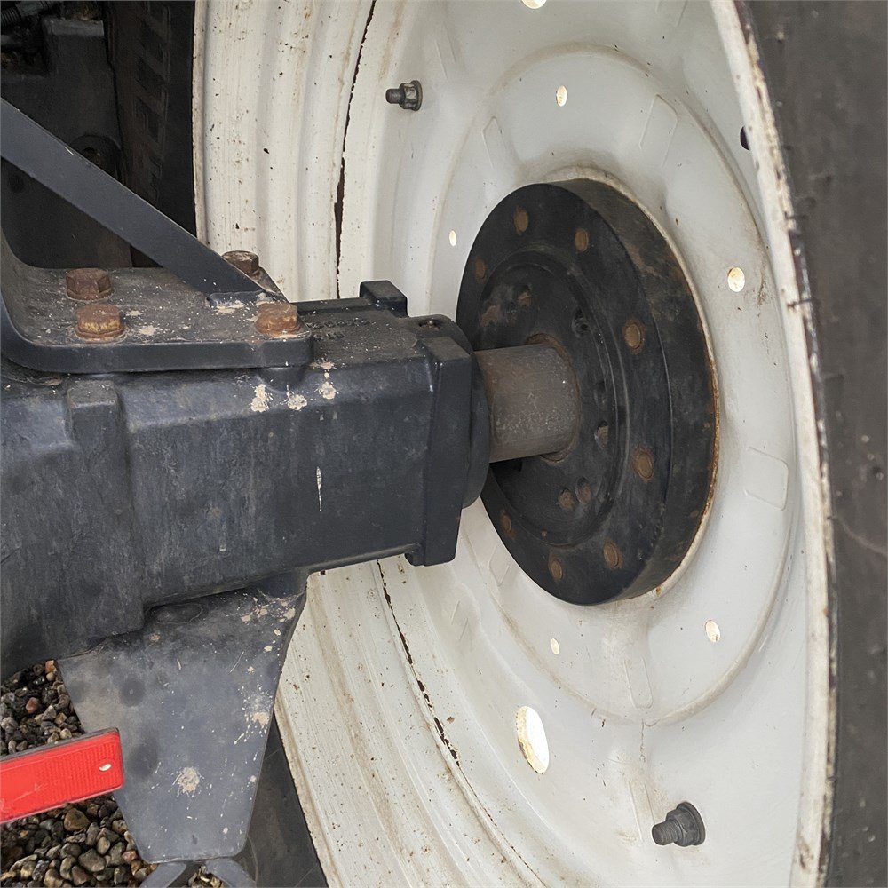 e996cb5e-74e2-435b-976a-b57018341a4f_largesize new holland t7.220 – 167 ch – 2013 – 6 308 h