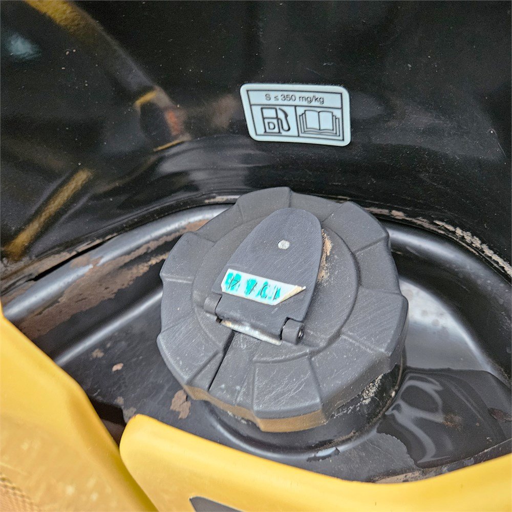 e9c07ae9-5a41-4a99-879c-6f6d304e7ec6_largesize caterpillar 301.6 – 2t – 2 895 h – 2019