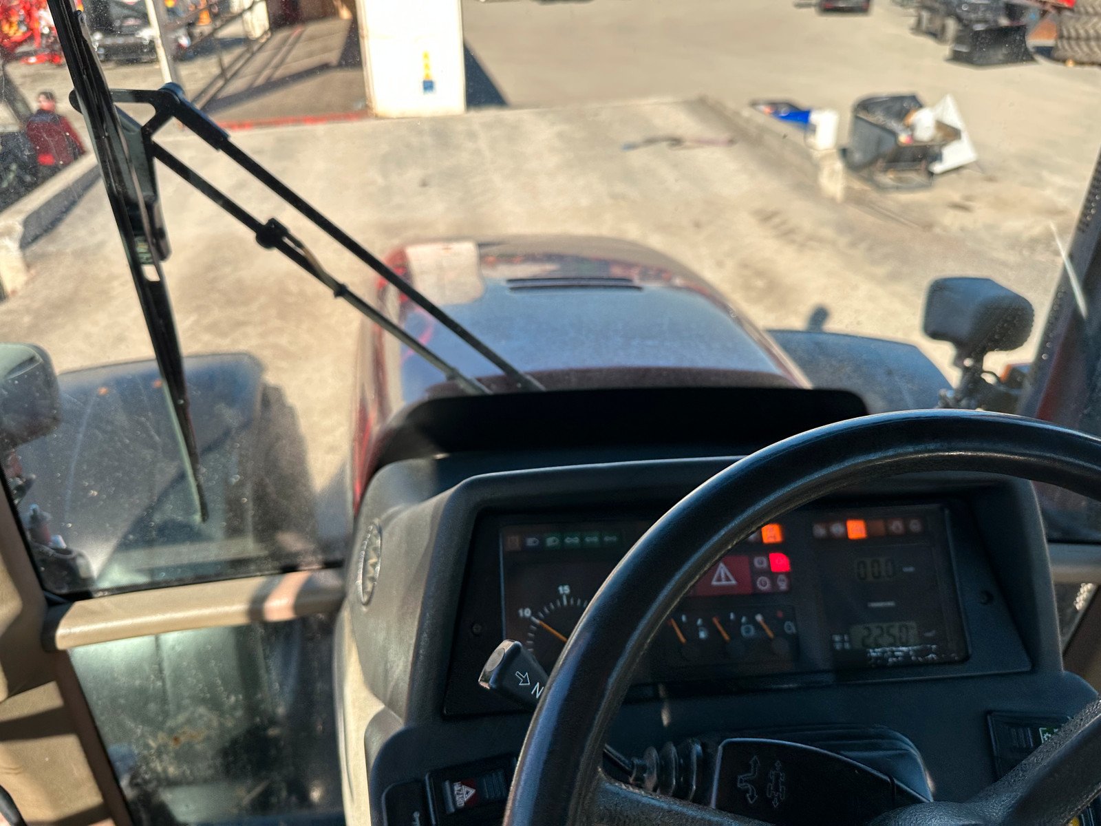 ee36933c-0be7-4ef2-8026-c79d49b445d7 case ih cvx 130 – 130ch – 5 600 h – 2001