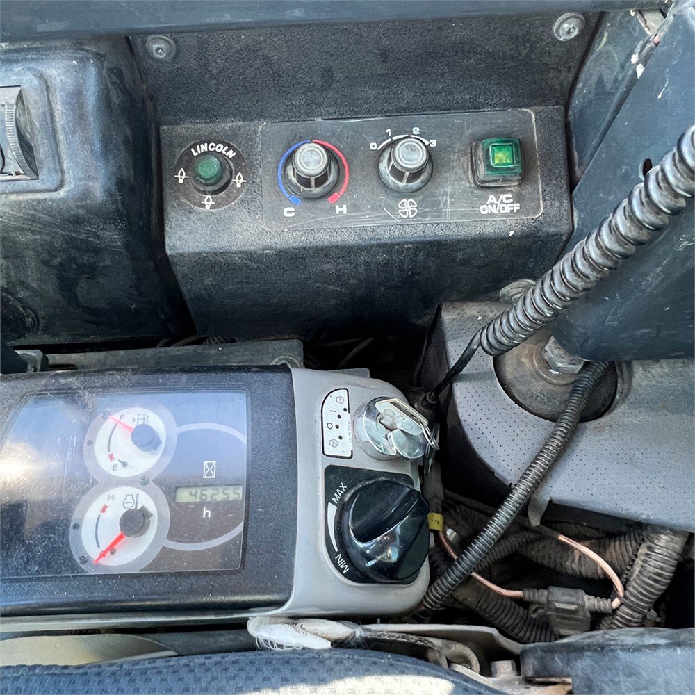 ef9516bf-750a-40be-84dd-505fd9fcc25d_largesize komatsu pc55mr 3 – 5t3 – 4 625 h – 2012