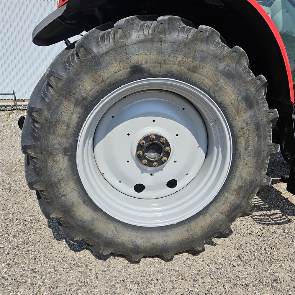 efced241-ce3a-4dc9-83b2-8eb6d3520405_largesize massey ferguson 6480 145 ch 8 574 h 2004