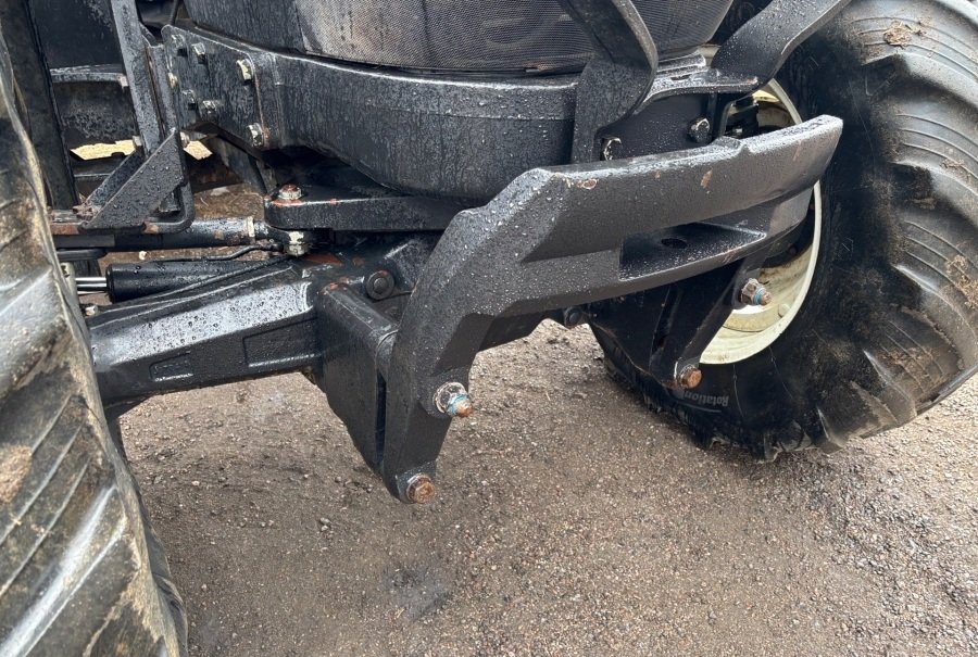 extrabilder58954281_large new holland tm120 122 ch 7 250 h 2003