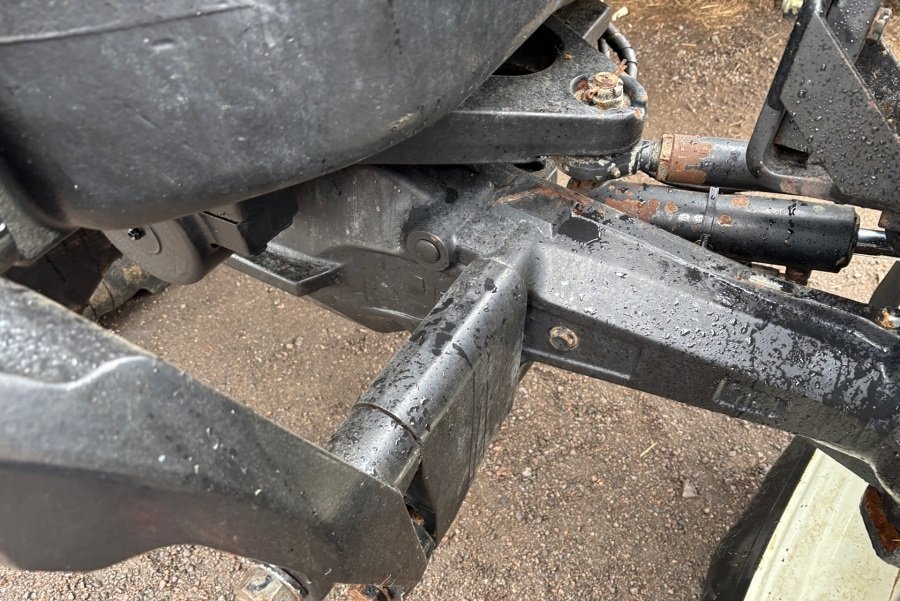 extrabilder58954297_large new holland tm120 122 ch 7 250 h 2003