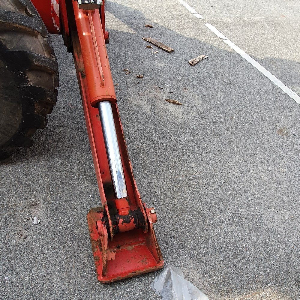 f202f42e-611c-4d9c-a148-c780491ca162_largesize manitou mt 1740 slt ultra – 17 m – 5 167 h – 2006