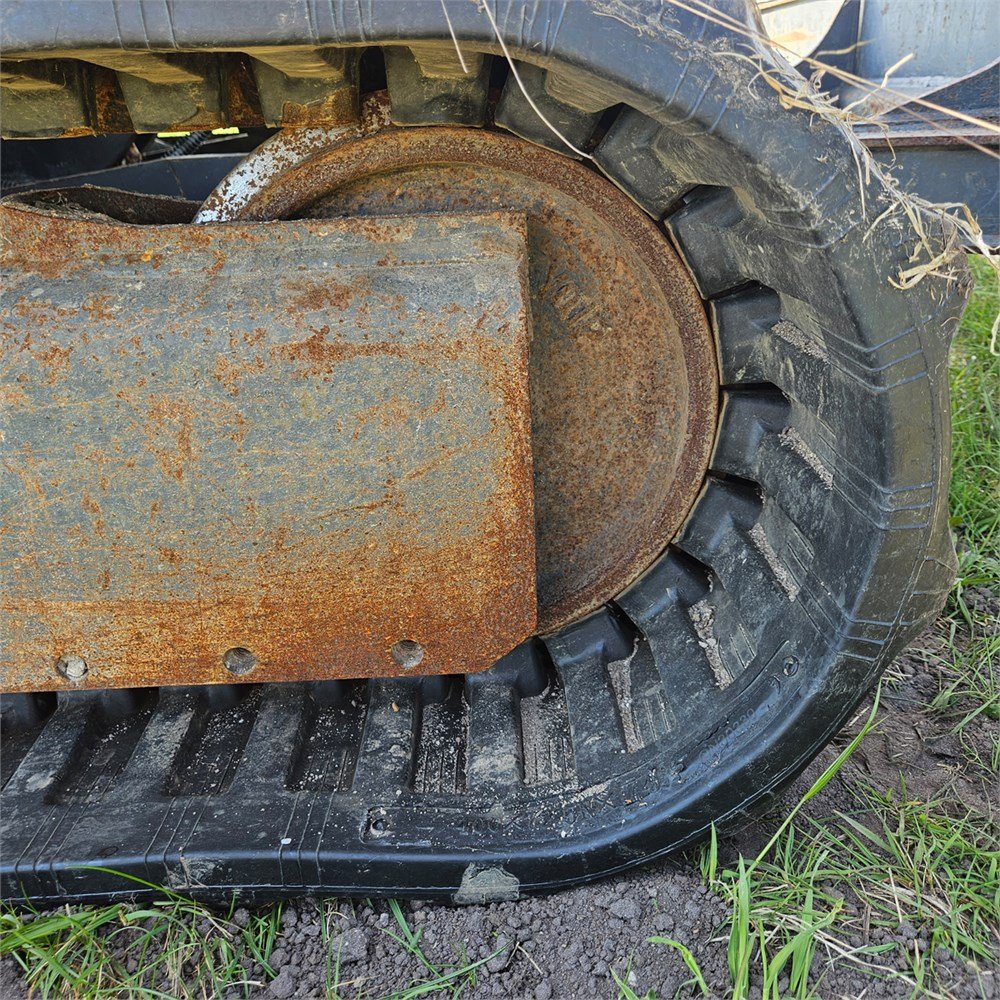 f517a465-6d6e-4815-9490-e037f3a9d039_largesize komatsu pc55mr 3 – 5t5 – 4 810 h – 2011