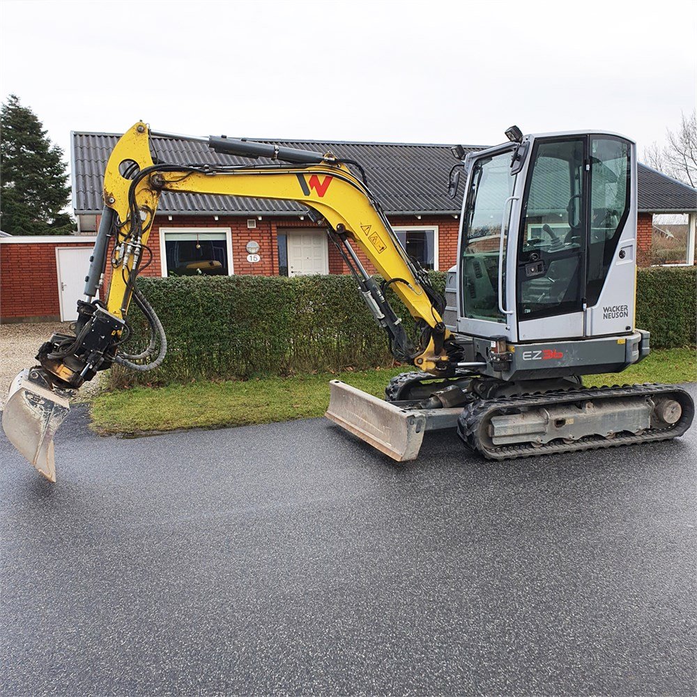 f58d86a0-56e0-4e41-9e07-177e4f2e47ab_largesize wacker neuson ez36 – 3t8 – 2 650 h – 2019