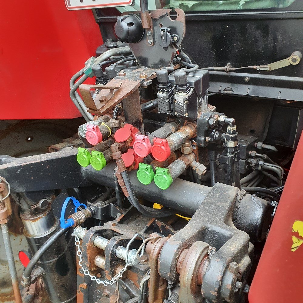 fbf84639-aee9-4d4d-9387-56982de62e24_largesize case ih cvx 170 – 170ch 2007 6 300 h