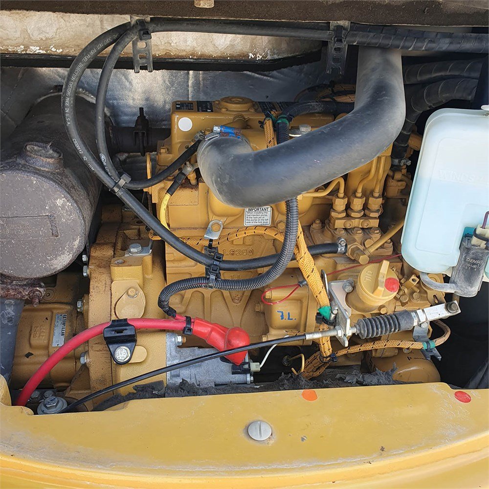 ff18a10f-e3ec-4dc7-b529-2b6b09454c98_largesize caterpillar 303.5 e cr 3t5 4 650 h 2012